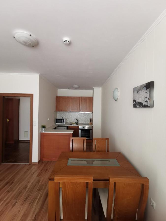 Sunny Home By The Lift In Bansko Bagian luar foto