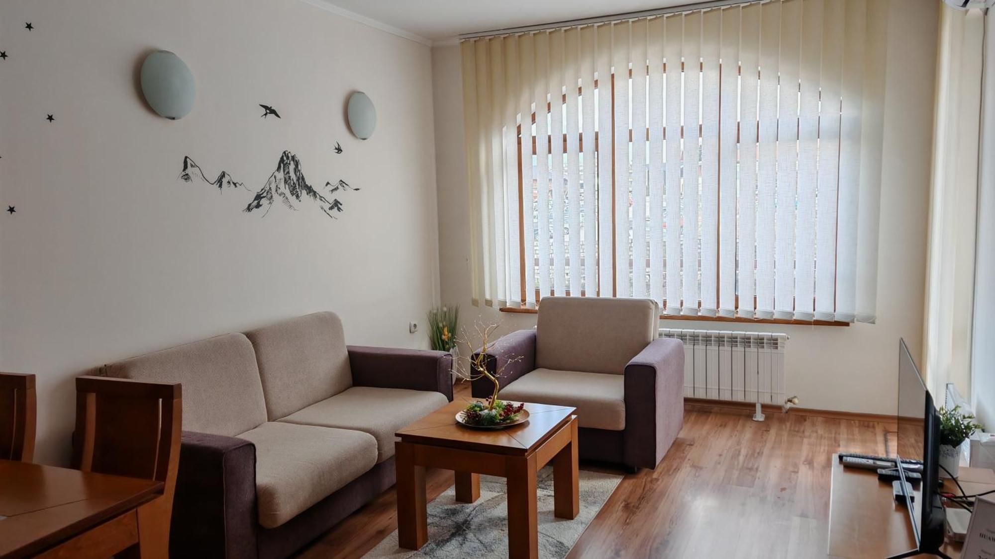 Sunny Home By The Lift In Bansko Bagian luar foto